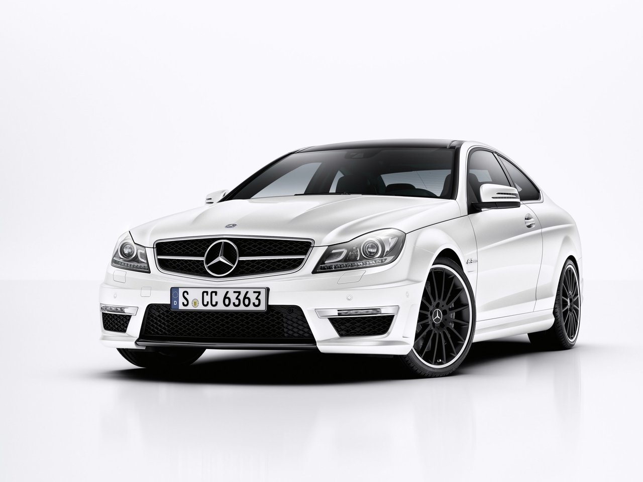 Covorase Auto Mercedes-Benz W204 C-Class (2011-2015)